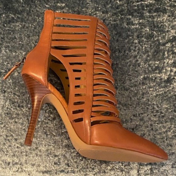 NEW-Sexy Gladiator Heels- Nine West - Picture 2 of 5